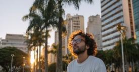 Guia Prático: Possibilidades de Renda Digital para Brasileiros