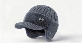 Il miglior regalo di Natale: Cappello invernale fatto a mano con paraorecchie