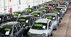 Veículos alugados devolvidos e prontos para venda.